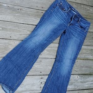 American Eagle Artist cut Size 10